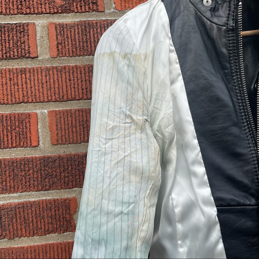 Dolce and Gabbana Lamb Leather Moto Jacket - Picture 15 of 16